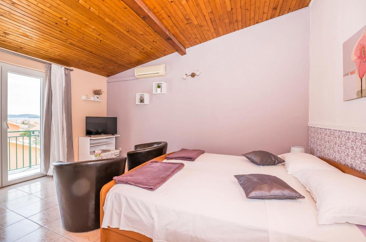 Apartments And Room Zinka Βόντιτσε Εξωτερικό φωτογραφία
