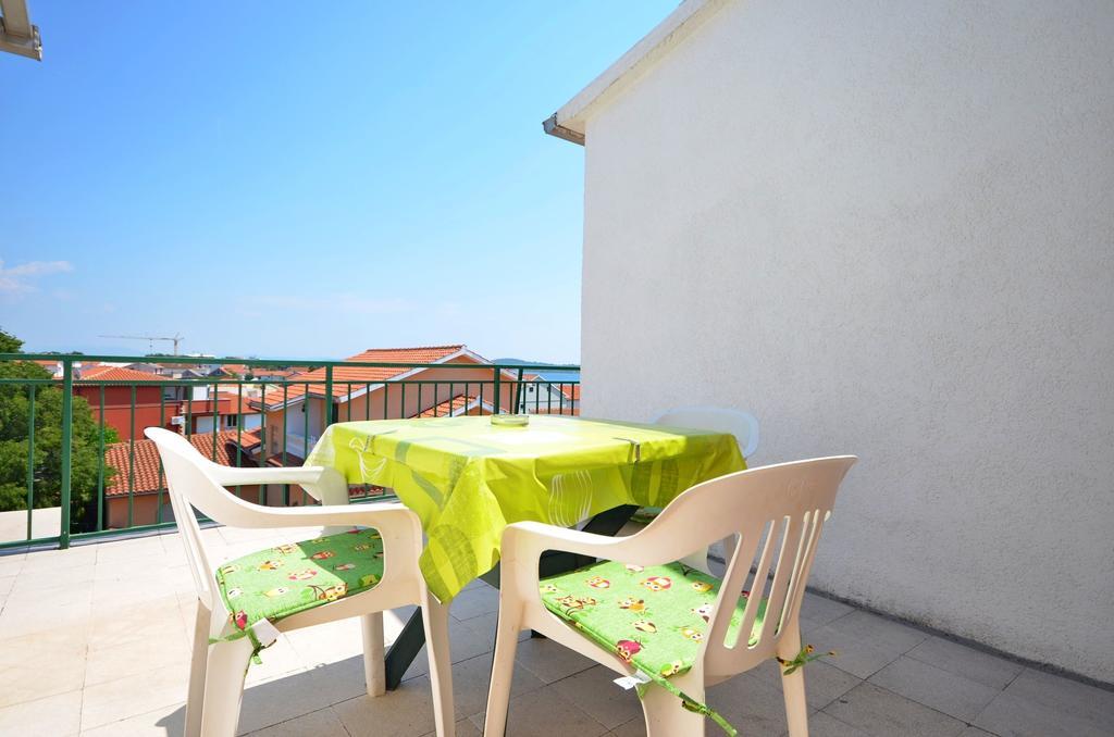 Apartments And Room Zinka Βόντιτσε Εξωτερικό φωτογραφία